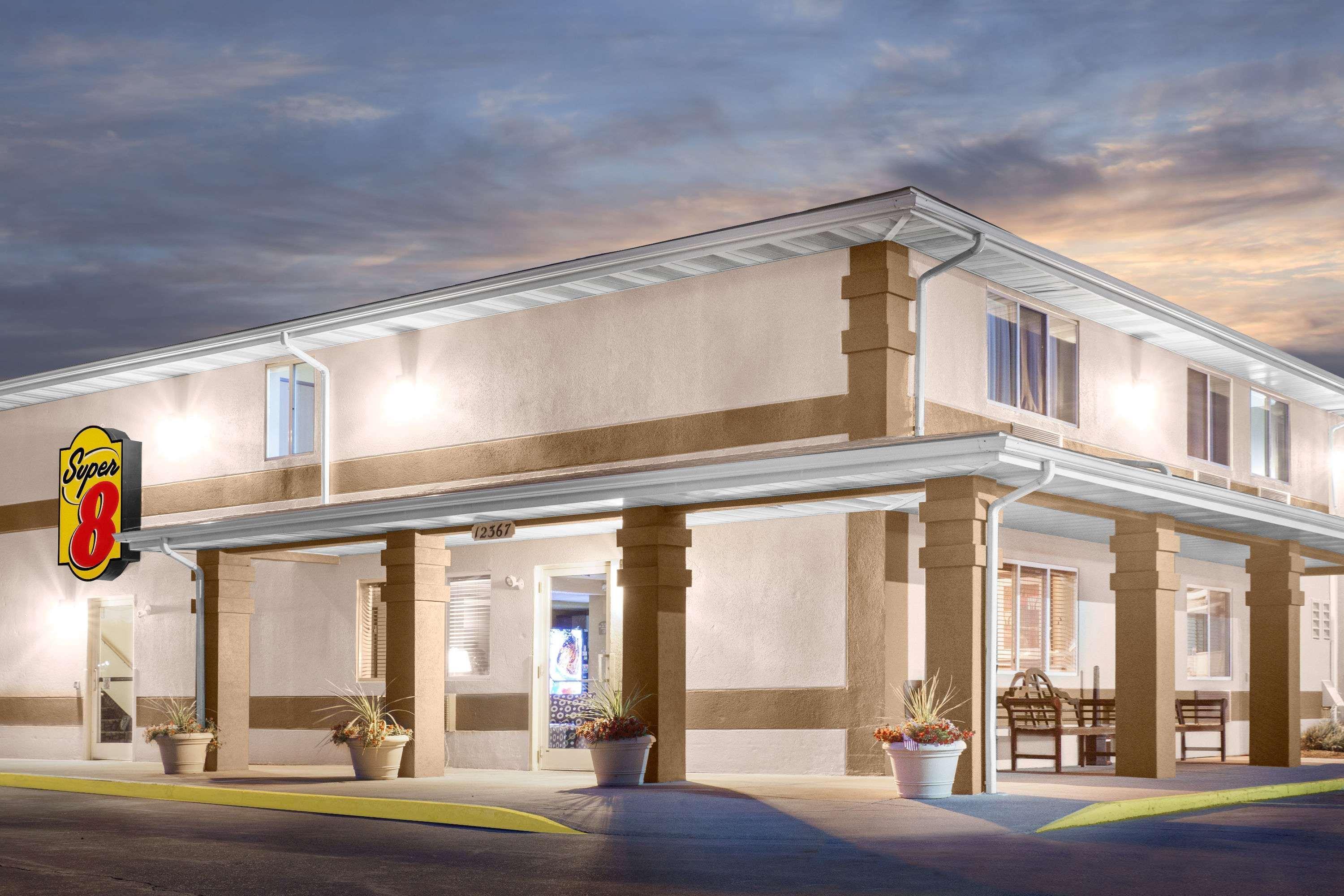 Super 8 By Wyndham Richlands/Claypool Hill Area Pounding Mill Exterior foto